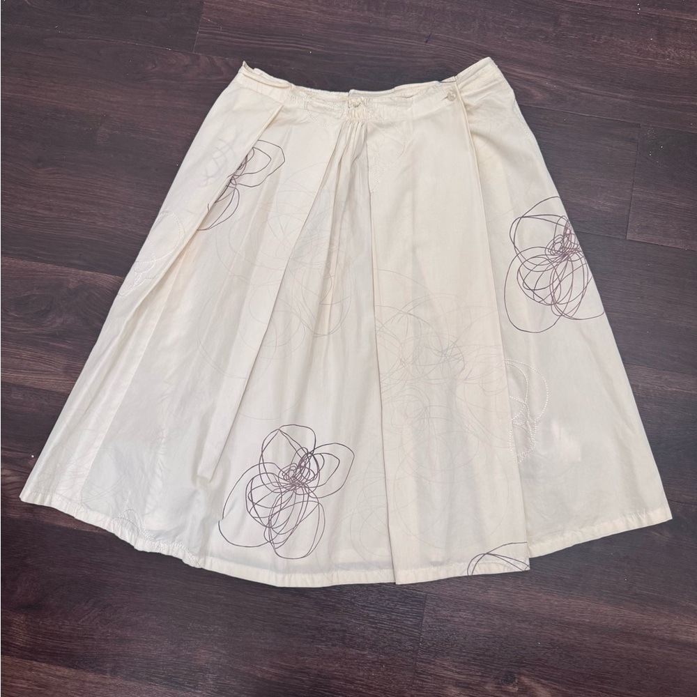 Club Monaco Size 2 Cream Skirt with Brown Floral Design
